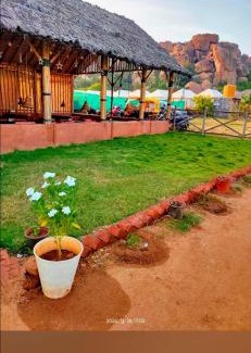Kamalapur House | Mountain View Guesthouse Hampi