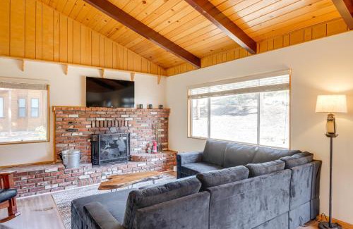 Pine Mountain Club House | Mountain-View Haven with Deck in Pine Mountain Club