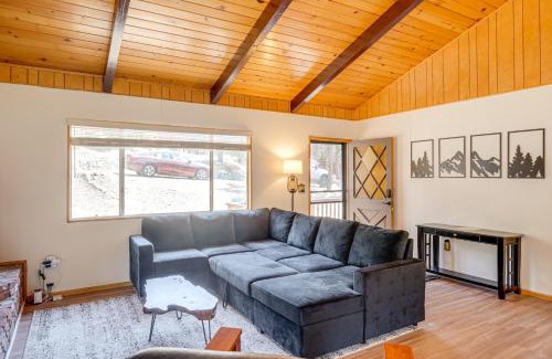 Pine Mountain Club House | Mountain-View Haven with Deck in Pine Mountain Club