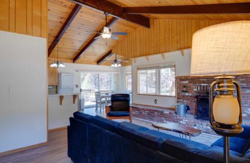 Pine Mountain Club House | Mountain-View Haven with Deck in Pine Mountain Club