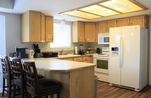 West Jordan House | Mountain View home, spacious, sleeps 12