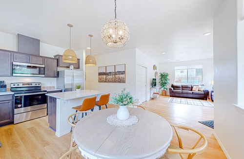 Joseph House | Mountain view home with private hot tub; near hiking trails & outdoor activities