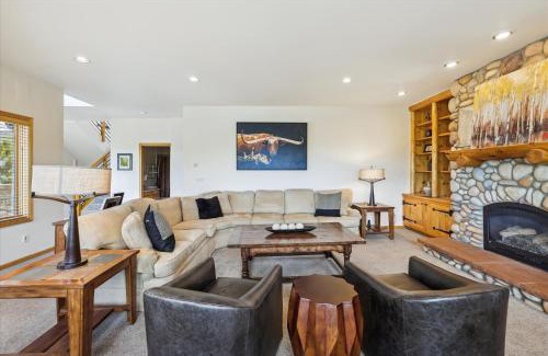 Woodmoor House | Mountain View Lodge home
