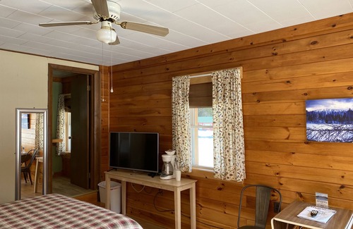Stratton Hotel | Mountain View Motel & Campground