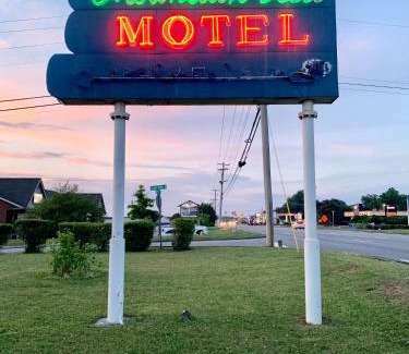 Maryville Hotel | Mountain View Motel