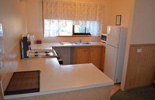 Halls Gap Hotel | Mountain View Motor Inn & Holiday Lodges