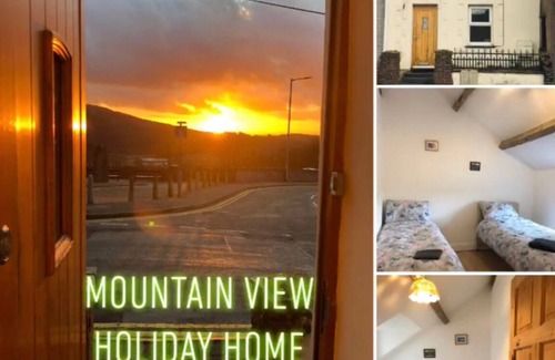 Bangor House | Mountain View Near Zip World - Child/Pet Friendly