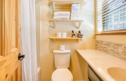 Angel Fire House | Mountain-view retreat on 200 acres with sunroom, wood stove & W/D - dog-friendly