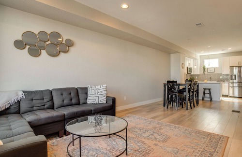 West Colfax Apartment | Mountain-view Rooftop Deck: Denver Townhome