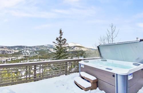 Warrior's Mark West House | Mountain View Ski Lodge townhouse