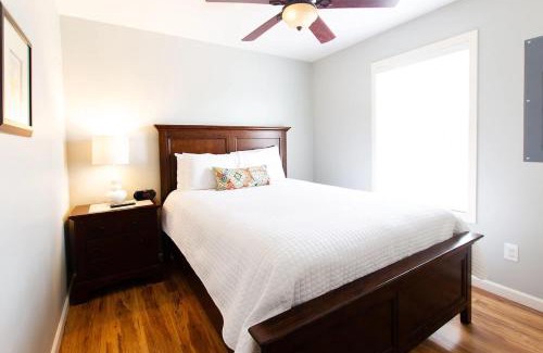 Dahlonega Apartment | Mountain View Villa on Choice Ave - Steps to Downtown