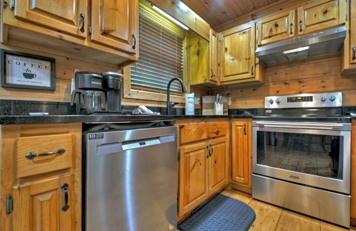 Cherry Log Cabin | Mountain views and more! - Cherry Creek Retreat
