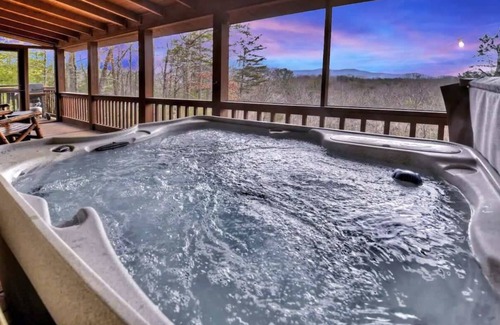 Blue Ridge House | Mountain Views | Hot Tub | Fire Pit | Close 2 Town