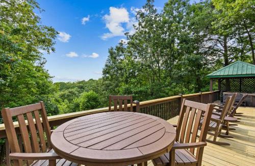 My Mountain House | Mountain Views-Hot Tub-Games-Pool & Foosball