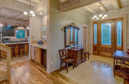 Mill Spring House | Mountain views - Hot Tub - Pet Friendly