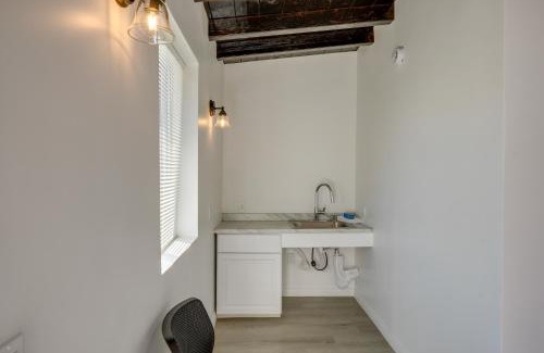 Frazier Park Apartment | Mountain Views Minimalist California Studio