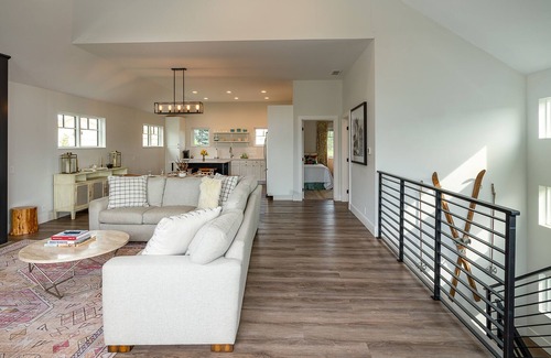 Hailey House | Mountain Views w/Sauna & Fire Pit: Red Feather Comfort