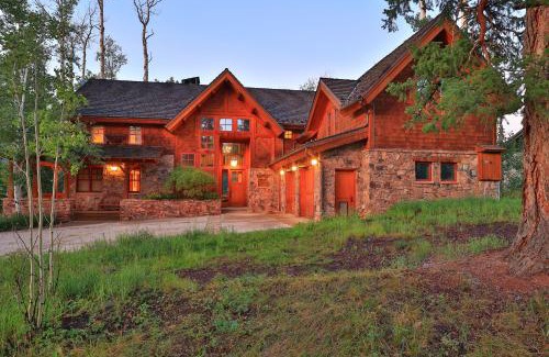 Mountain Village House | Mountain Village Marvel with Hot Tub and Home Gym!