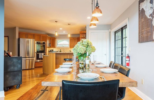Acra House | Mountain Vista Escape