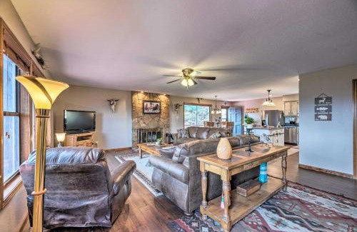 Ruidoso House | Mountains Majesty Cabin with Hot Tub and Mtn Views!
