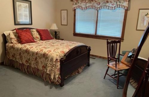 Wolf Laurel House | Mountainside 202 Townhome - Pet Friendly