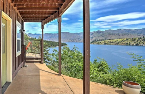Manson House | Mountainside Chelan - 2 houses for the price of one, private waterfront, small private pool .