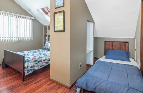 Vernon Condo | MountainTop 2. Amazing views! Walk to slopes!