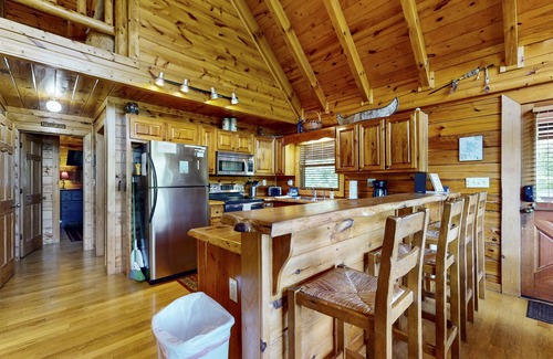 Necowa Cove Cabin | Mountaintop Cabin w/Amazing Views, Private Hot Tub, & Outdoor Living Area