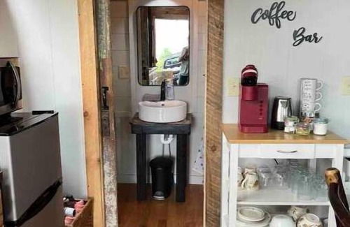 Canton House | Mountaintop Glamping Cabin,Views!