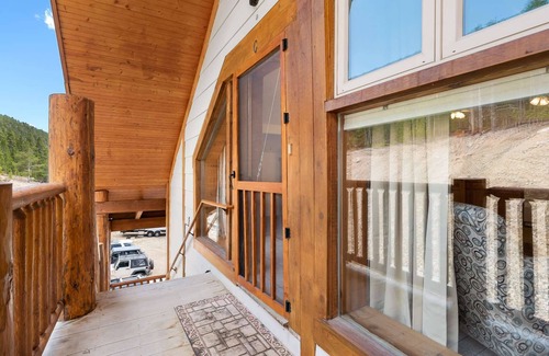 Saint Mary's Condo | Mountaintop view | 20 mins downtown Miner Street | trailhead access - "Studio at St Mary's Glacier"