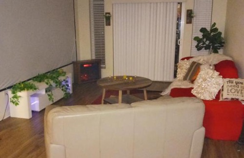 Bridgeton Apartment | Movie Night