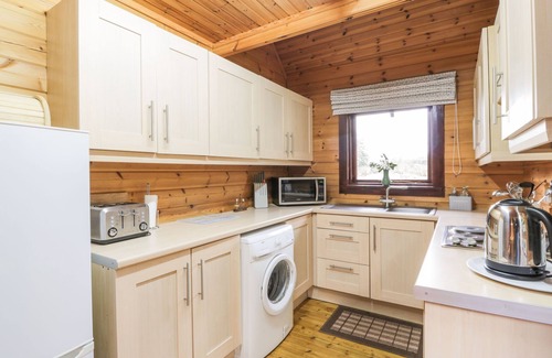 Dalbeattie Cottage | MOYLE LODGE, pet friendly, character holiday cottage in Dalbeattie