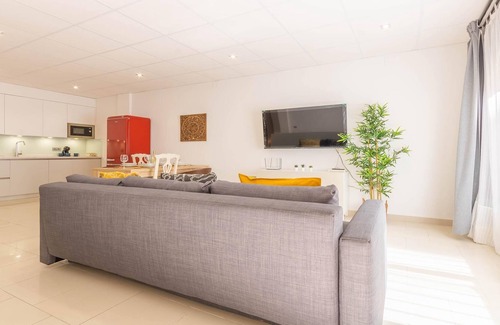 Cercadilla-Medina Azahara Apartment | Mozárabes Station Apartment Cordoba ⭐⭐⭐⭐