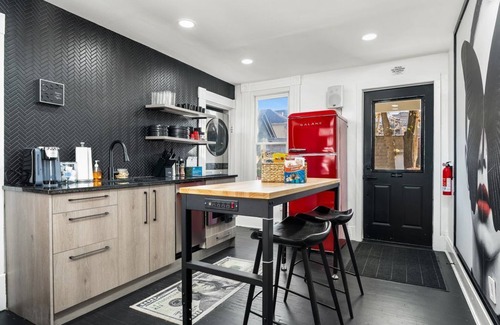 Victorian Village House | Mozart Flat with Hot Tub! Free Parking!