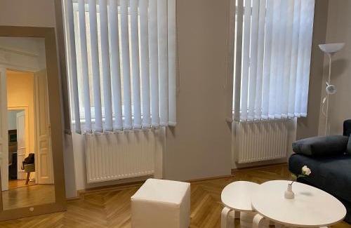 Mariahilf Apartment | MQ Appartement
