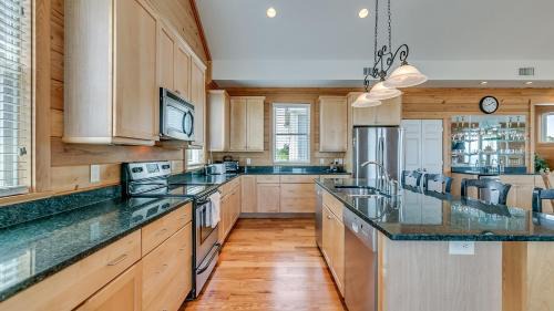North Litchfield Beach House | Mr, Bugs Summer House home by Peace Vacations