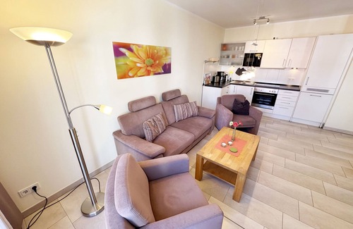 Sellin Apartment | MR: Villa Annika Whg. 09 with west-facing balcony - Villa Annika Whg. 09 with west-facing balcony