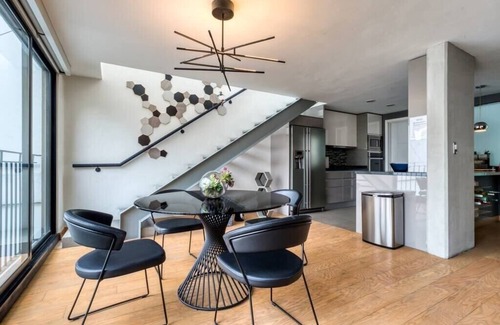 Reforma Apartment | Mr. W | Jacuzzi Art Penthouse