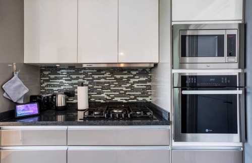 Reforma Apartment | Mr. W | Jacuzzi Art Penthouse