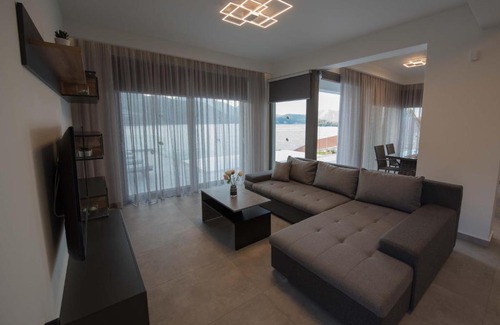 Meganisi Villa | Mrs Grey Luxury Villa