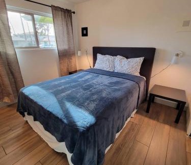 North Mountain Apartment | Msg for 5percent off 2Bed1Bath KingQueenBeds NorthPHX