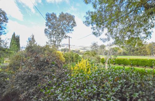 Ovens House | Mt Buffalo Views