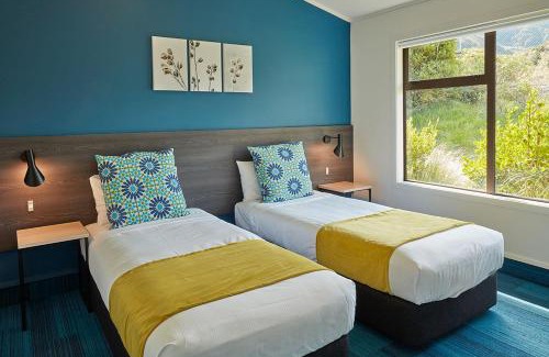 Mount Cook Village Hotel | Mt Cook Lodge and Motels