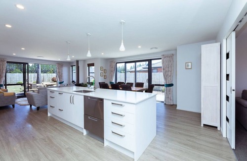 Methven House | Mt Hutt Views on Memorial Cres
