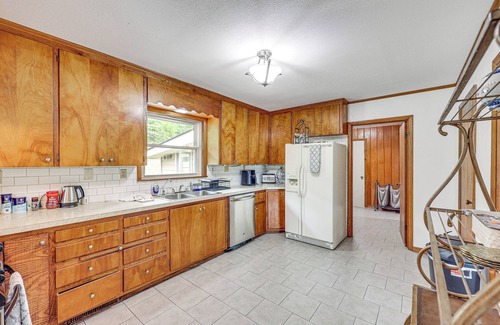 Mount Ida House | Mt Ida Home w/Patio: 11 Mi to Lake Ouachita!