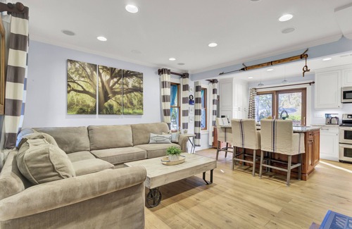 Mount Pleasant House | Mt Pleasant Townhouse, w/Deck and 1 mile from the beach.
