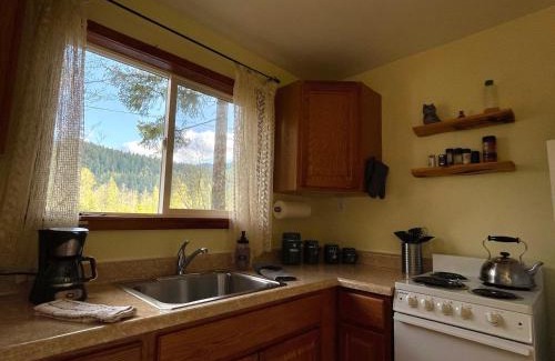 Ashford House | Mt Rainier Little Red Cabin