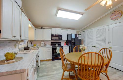 Newland House | Mtn Home with Deck and Community Amenities in Newland