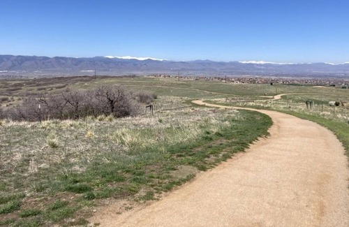 Southridge House | Mtn view cul de sac property backing to 10,000 acres of hiking/biking trails