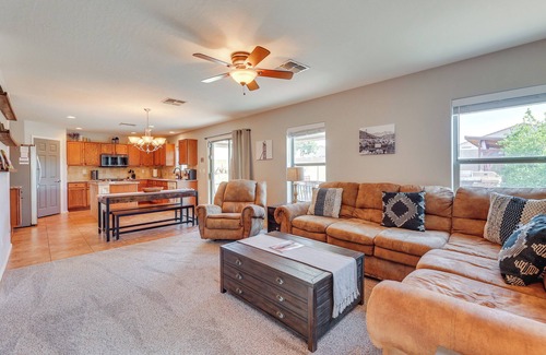Entrada Del Oro House | Mtn-View Getaway w/Outdoor Oasis in Gold Canyon